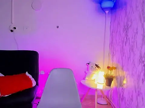 chloe blue online show from 11-28-25, 11:21