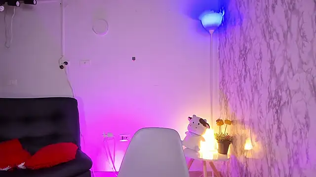 chloe blue online show from 12-04-25, 11:20