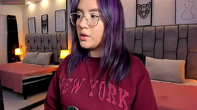 sweet--emily online show from 02-20-25, 04:18