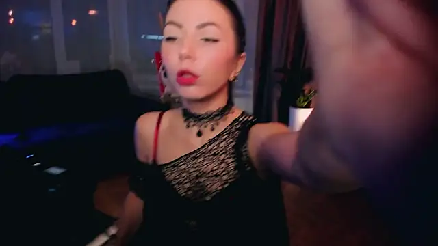 Love Lines online show from 05-01-26, 12:37