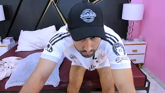 MilanZaire online show from 11-09-25, 09:30