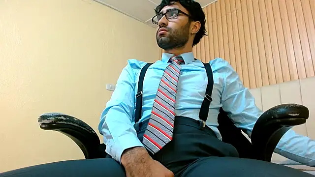 MilanZaire online show from 01-06-26, 07:51