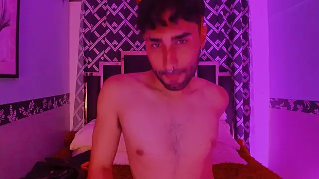 MilanZaire online show from 10-31-25, 06:26