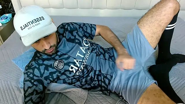 MilanZaire online show from 12-15-25, 10:59