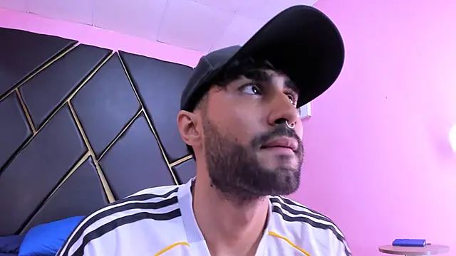 MilanZaire online show from 11-15-25, 12:58