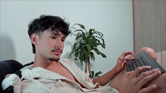 dimitri targaryen online show from 02-21-25, 02:06