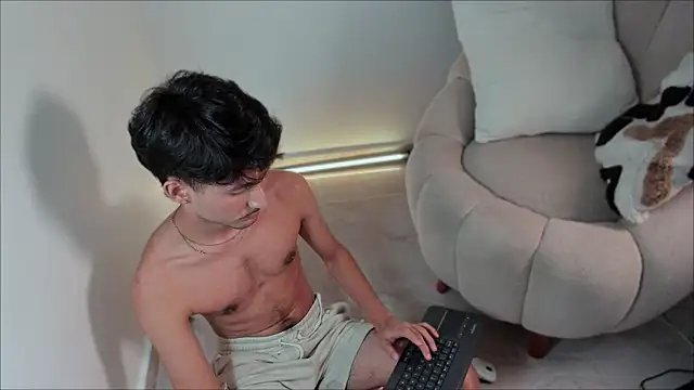 dimitri targaryen online show from 02-27-25, 12:45