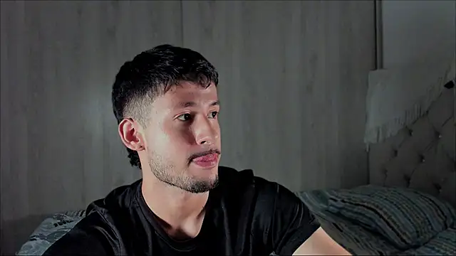 dimitri targaryen online show from 03-19-26, 08:36