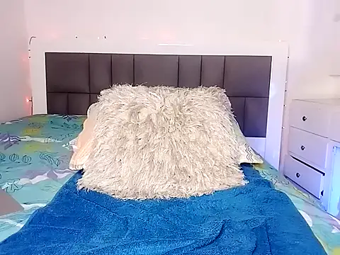 nicolaskan online show from 10-24-25, 12:26