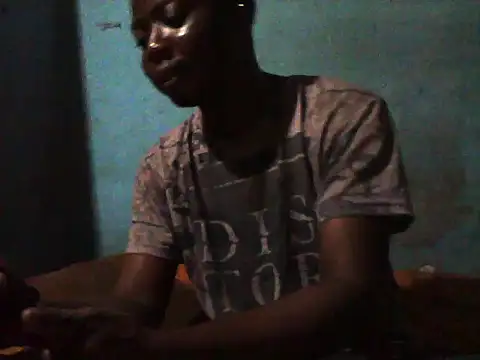 Snapshot of little__joy chatting on 09-15-25, 12:44 little  joy online show from 09-15-25, 12:44