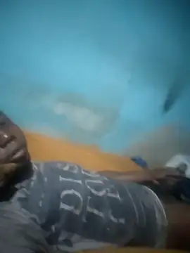 Snapshot of little__joy chatting on 10-07-25, 04:02 little  joy online show from 10-07-25, 04:02