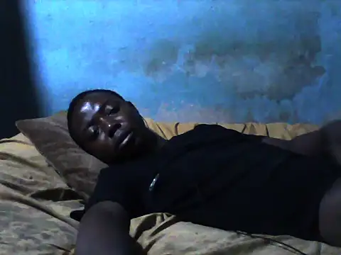 Snapshot of little__joy chatting on 03-14-25, 12:43 little  joy online show from 03-14-25, 12:43