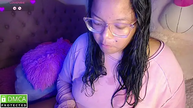 KittyHot20 online show from 10-12-25, 02:02