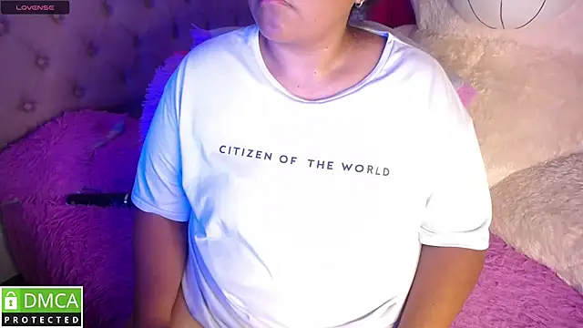 KittyHot20 online show from 11-21-25, 07:57