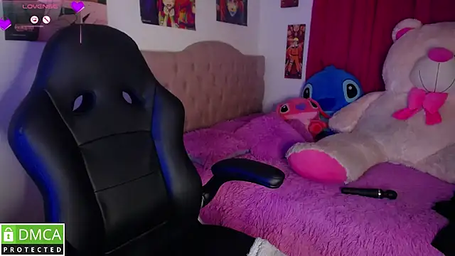 KittyHot20 online show from 10-19-25, 09:17