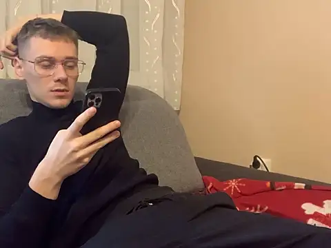 Honeeymaster online show from 12-22-25, 11:32