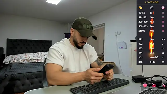 supermanboy94 online show from 03-27-26, 08:26