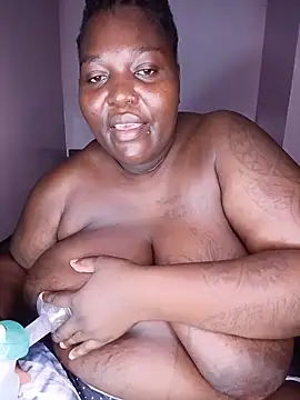 Snapshot of African_Bigass chatting on 06-30-26, 06:13 African Bigass online show from 06-30-26, 06:13