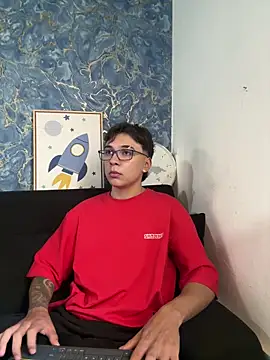 Rhaegal hot online show from 05-29-26, 04:57