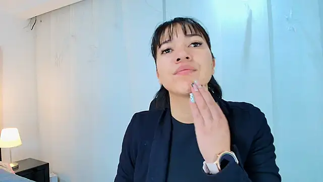 lina bedoya  online show from 09-20-25, 11:37