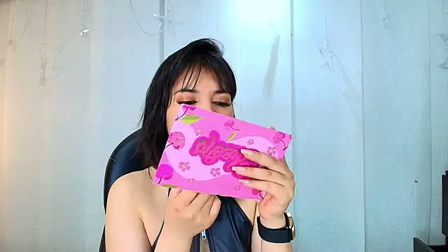 lina bedoya  online show from 03-04-26, 11:40