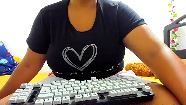 Kika teem online show from 01-19-26, 01:15