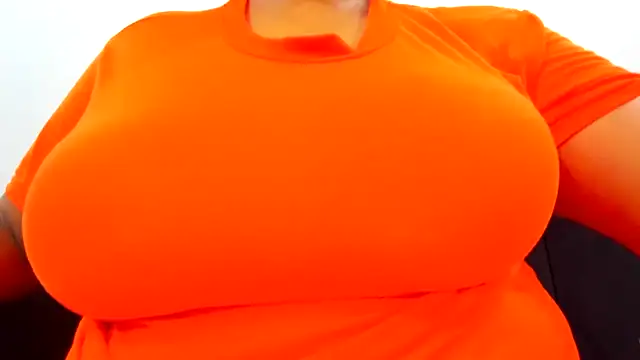 Kika teem online show from 10-02-25, 06:11