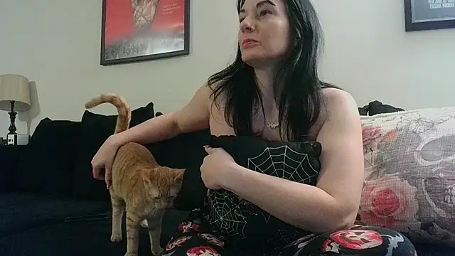 CrystalLakeXO online show from 10-06-25, 06:25