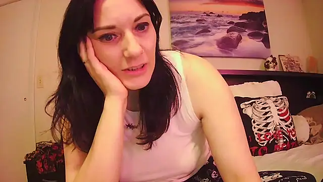 CrystalLakeXO online show from 11-06-25, 05:44