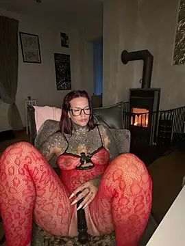 AileenInkOfficial online show from 04-13-26, 06:23