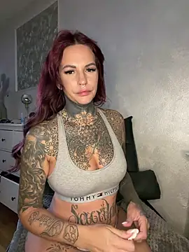 AileenInkOfficial online show from 11-11-25, 08:25