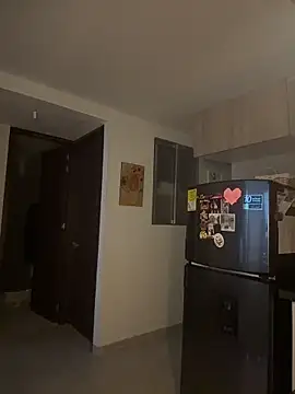 SaraParisi online show from 12-04-25, 10:42