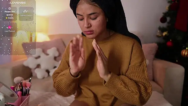 SaraParisi online show from 11-27-25, 10:43