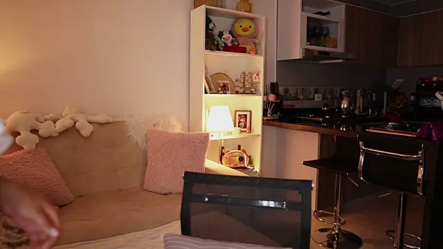 Snapshot of SaraParisi chatting on 02-12-26, 11:26 SaraParisi online show from 02-12-26, 11:26