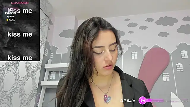 Snapshot of Lesly_sexy4u chatting on 01-15-25, 04:04 Lesly sexy4u online show from 01-15-25, 04:04