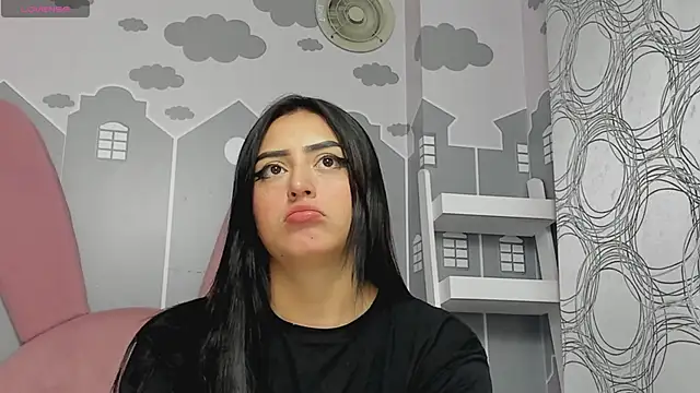 Snapshot of Lesly_sexy4u chatting on 03-18-25, 03:45 Lesly sexy4u online show from 03-18-25, 03:45