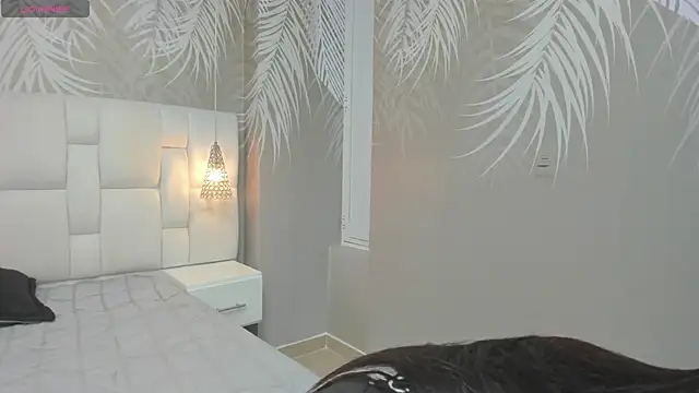 Lesly sexy4u online show from 12-05-25, 03:49