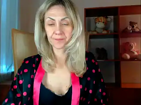 Snapshot of Tanya6547 chatting on 03-14-25, 11:34 Tanya6547 online show from 03-14-25, 11:34