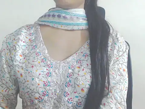 Snapshot of emma_06@xh chatting on 06-12-26, 03:10 emma 06xh online show from 06-12-26, 03:10
