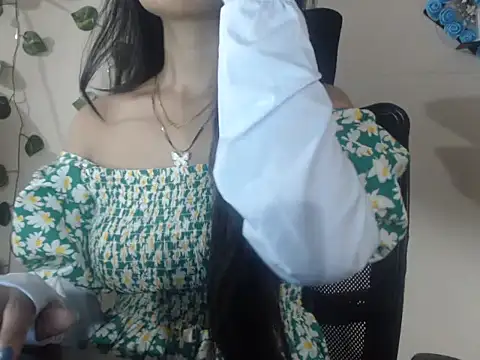 Snapshot of emma_06@xh chatting on 06-02-26, 03:34 emma 06xh online show from 06-02-26, 03:34