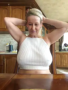 Lotus-blume1 online show from 11-24-25, 09:53