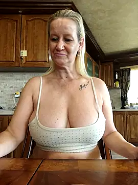 Lotus-blume1 online show from 11-09-25, 10:41