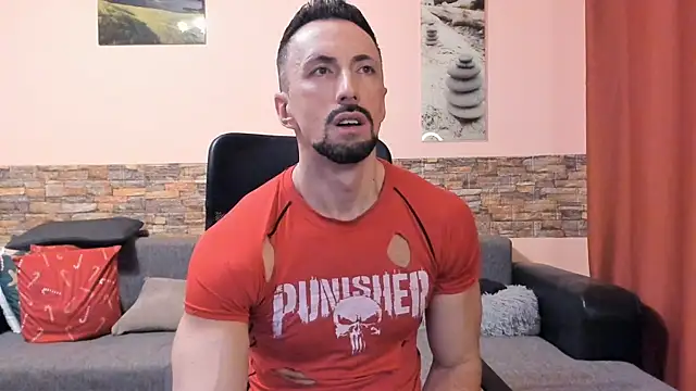 HotHunkTrainer online show from 02-15-26, 09:08