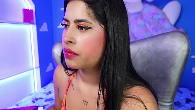 Snapshot of miss_romyna chatting on 06-20-26, 11:04 miss romyna online show from 06-20-26, 11:04