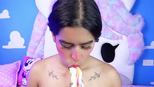 miss romyna online show from 03-19-25, 08:22