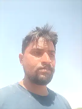 Snapshot of lovesuna chatting on 02-15-25, 08:22 lovesuna online show from 02-15-25, 08:22