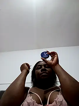 kaorysquirt online show from 11-17-25, 10:14