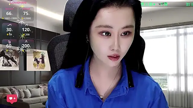 Snapshot of W-E-N-123 chatting on 12-14-25, 01:34 W-E-N-123 online show from 12-14-25, 01:34