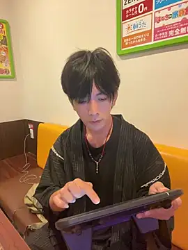 Snapshot of Katakuriko-Denpun chatting on 07-26-26, 11:39 Katakuriko-Denpun online show from 07-26-26, 11:39
