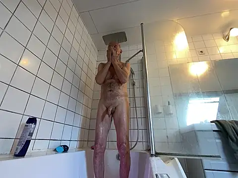 Snapshot of martxxxxx chatting on 03-16-25, 10:22 martxxxxx online show from 03-16-25, 10:22